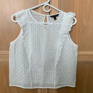 Lace Banana Republic short top size S.